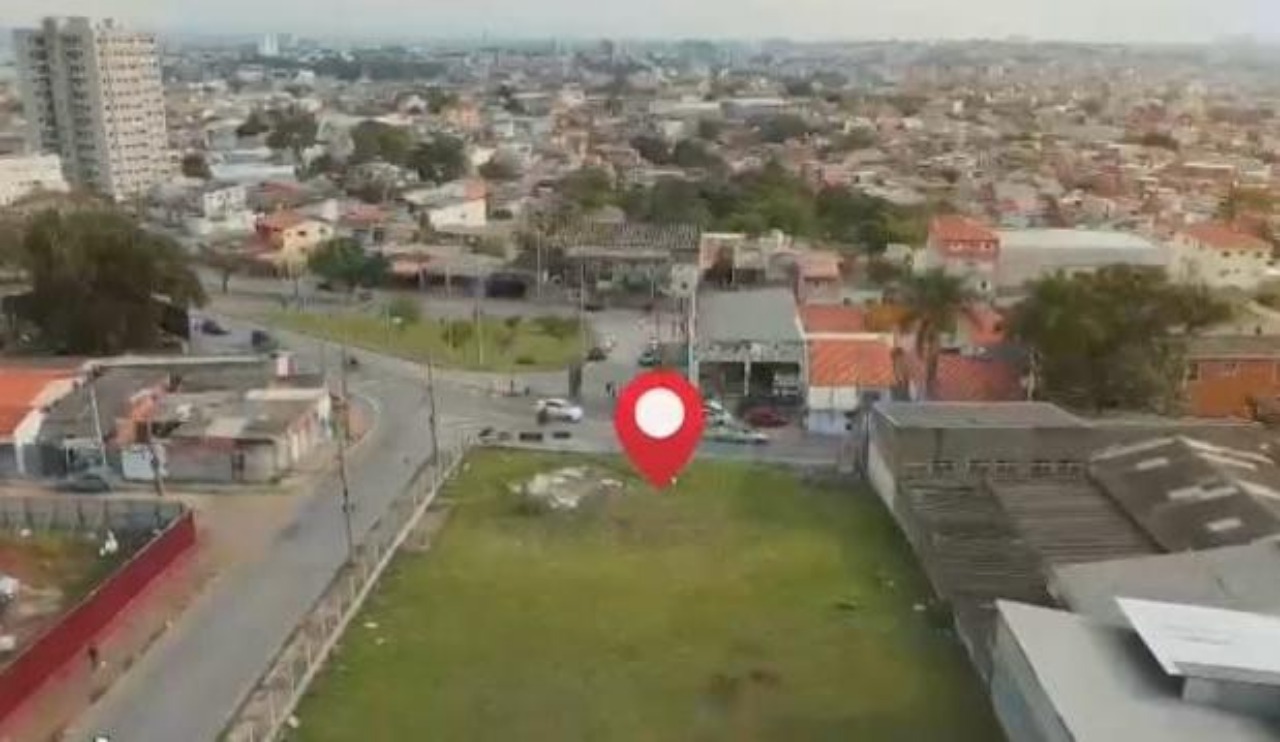 Loteamento e Condomínio, 2000 m² - Foto 5