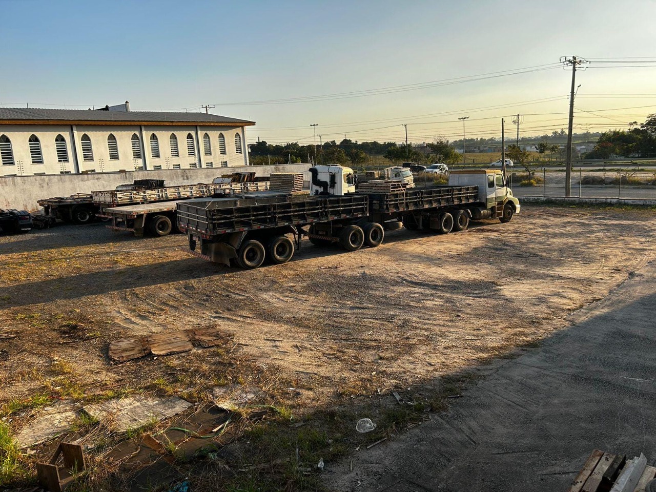 Terreno, 1600 m² - Foto 1