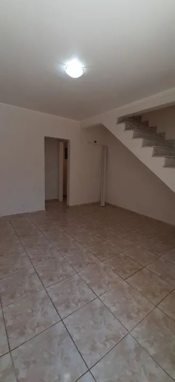Casa, 2 quartos, 100 m² - Foto 2