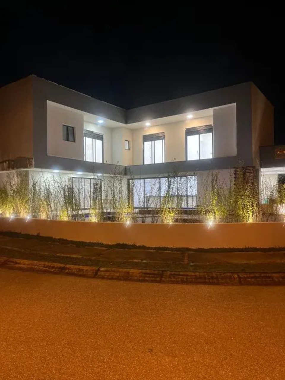 Casa, 3 quartos, 208 m² - Foto 2