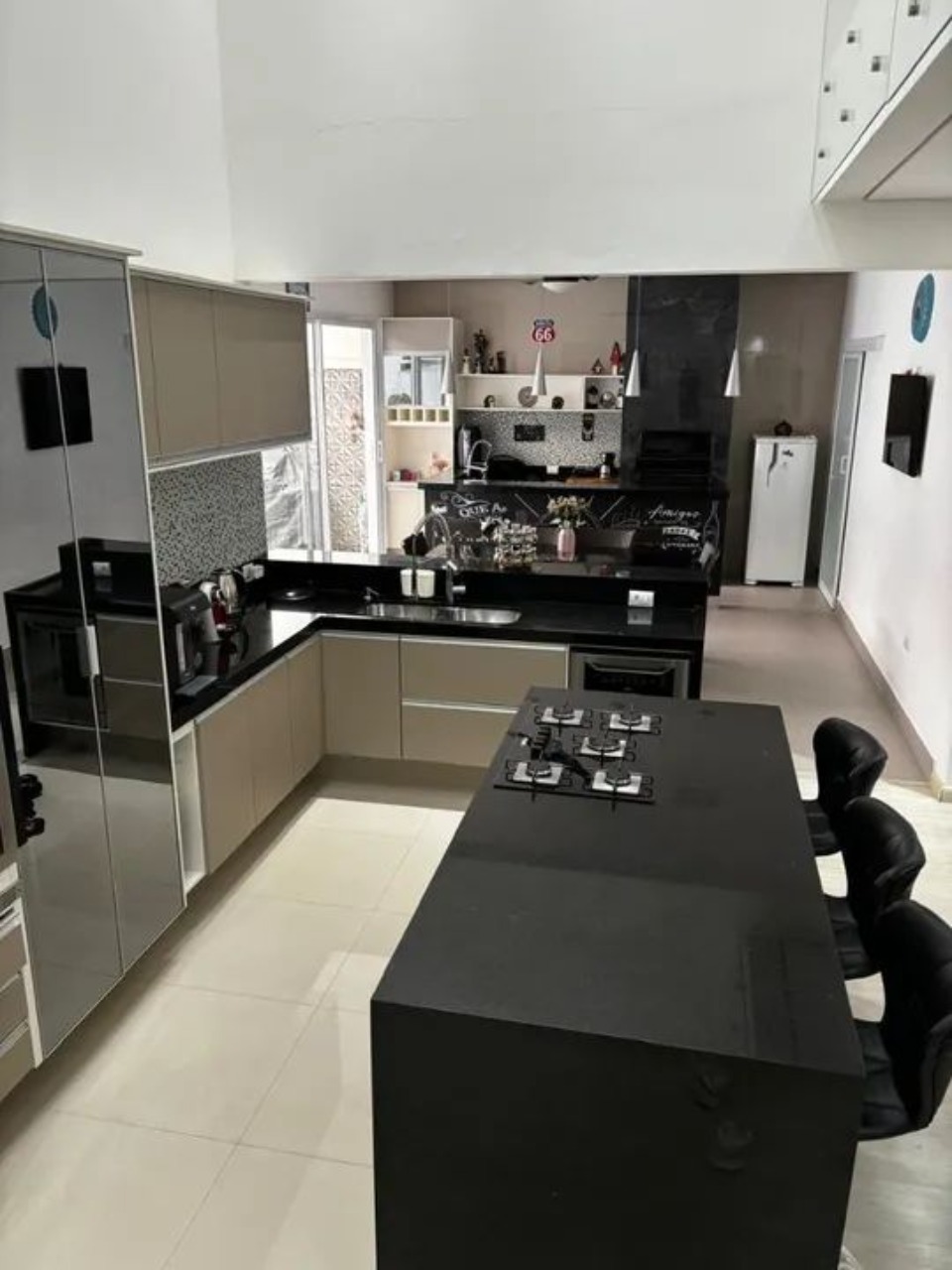 Casa, 3 quartos, 220 m² - Foto 4
