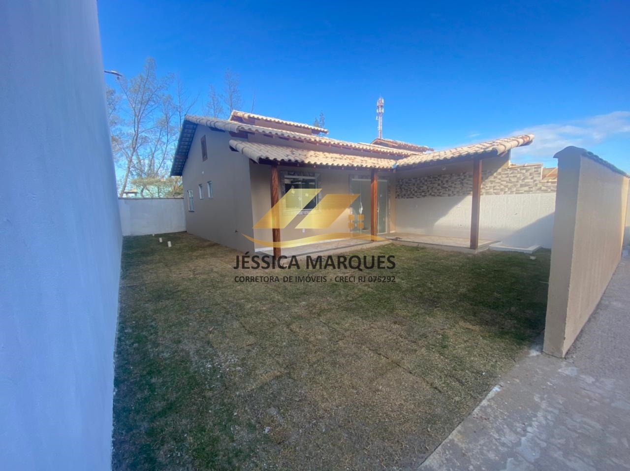 Linda casa de 2 quartos próximo à praia em Unamar, Tamoios - Cabo Frio - RJ