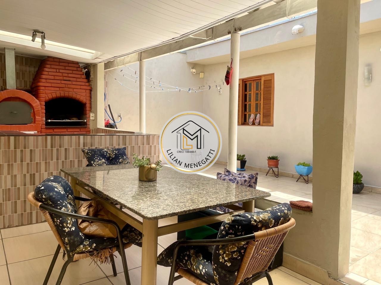 Casa, 3 quartos, 250 m² - Foto 1