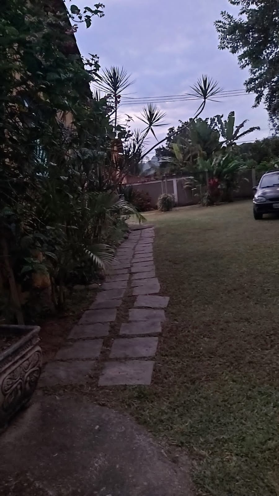 Casa a venda em guapimirim com 3 quartos sendo 1 suíte com u