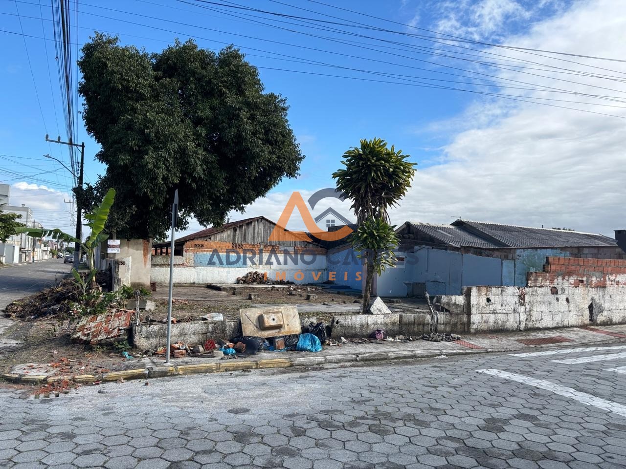 Terreno, 346 m² - Foto 1