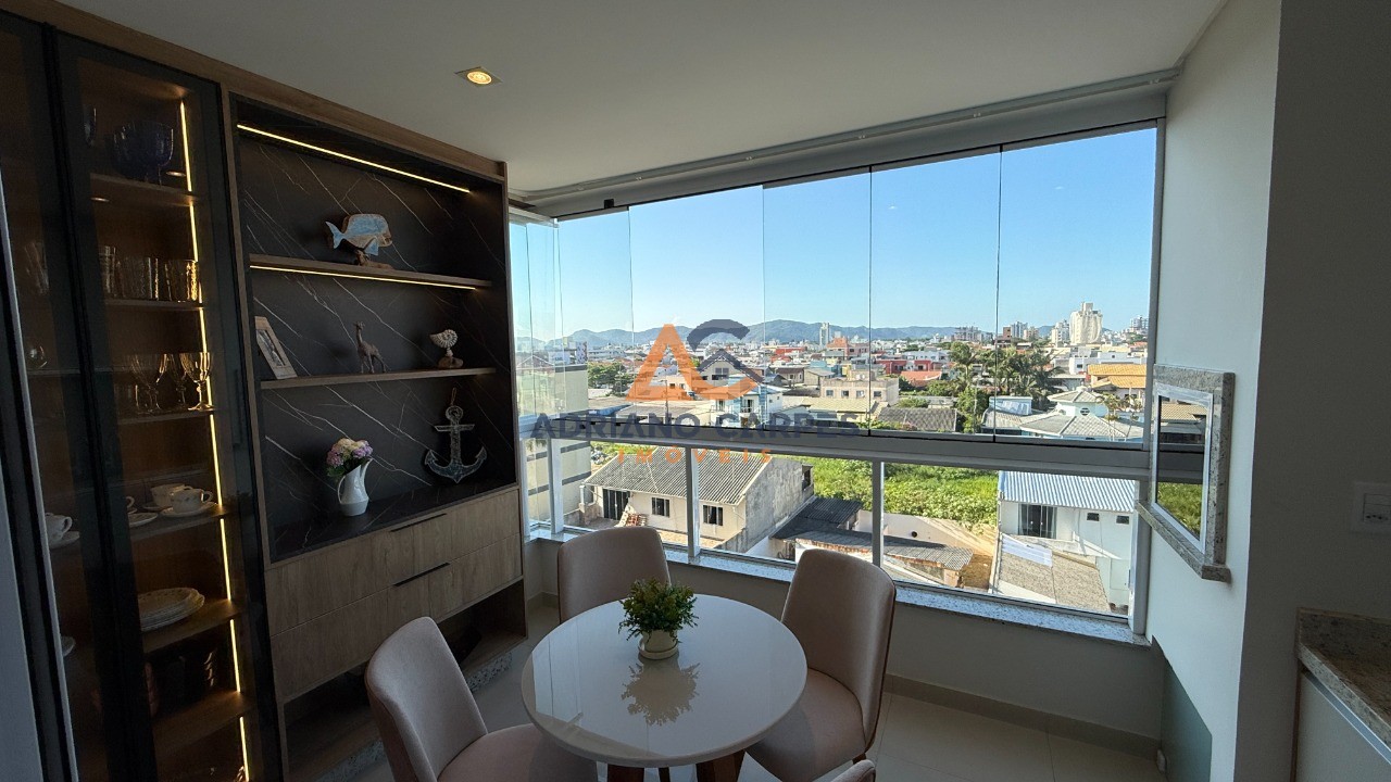 Apartamento, 3 quartos, 110 m² - Foto 1