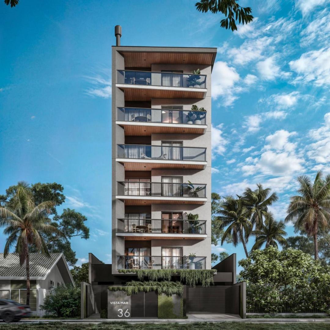 Apartamento na planta na quadra mar com 2 suítes no Centro de Navegantes a venda com Adriano Carpes Imóveis