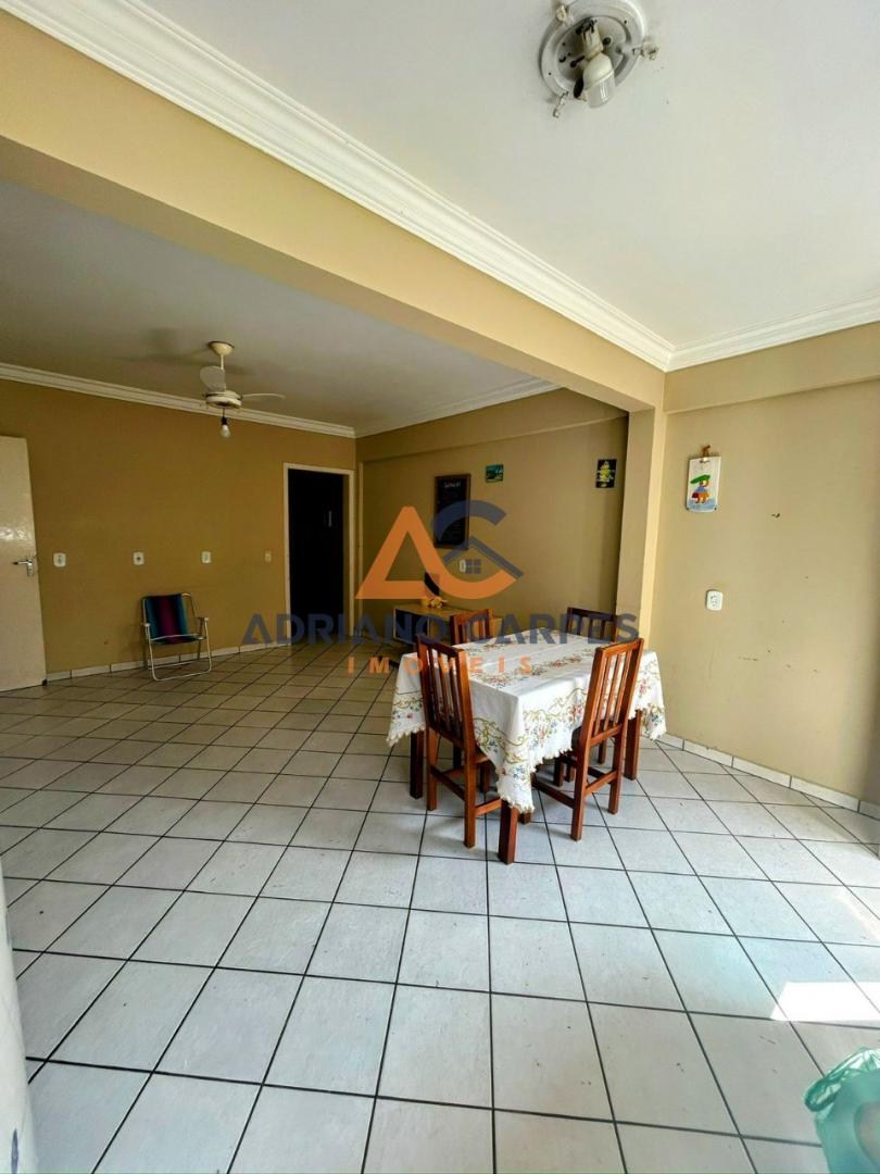 Casa ampla com 5 dormitórios, sendo 1 suíte, em gaspar no ba