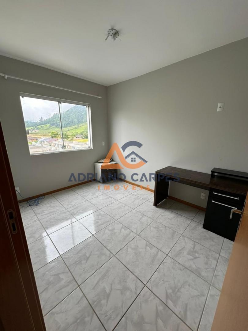 Apartamento com 02 quartos em rodeio, sc, adriano carpes imó
