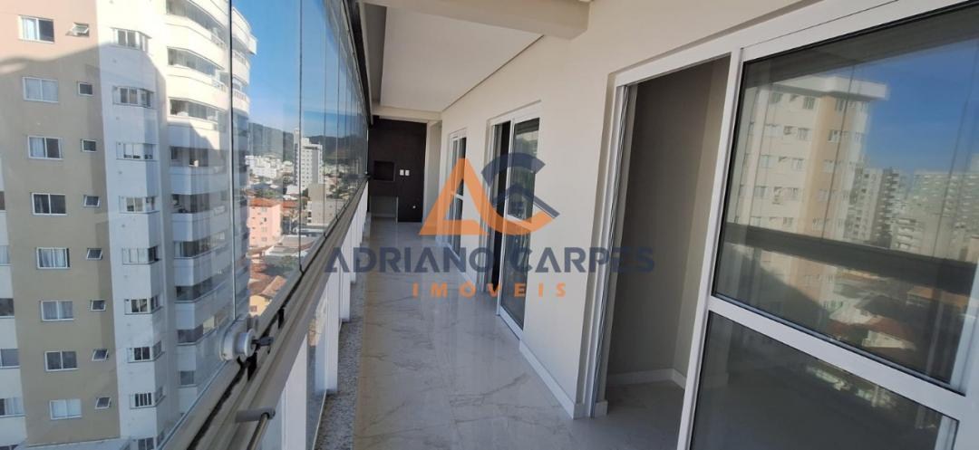 Apartamento a 50 metros do mar, na praia do Gravatá