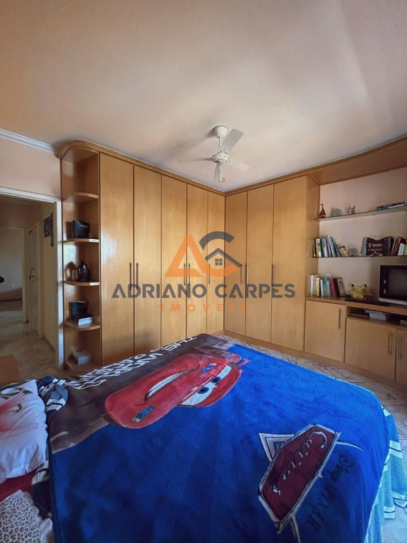 Casa ampla com 5 dormitórios, sendo 1 suíte, em gaspar no ba