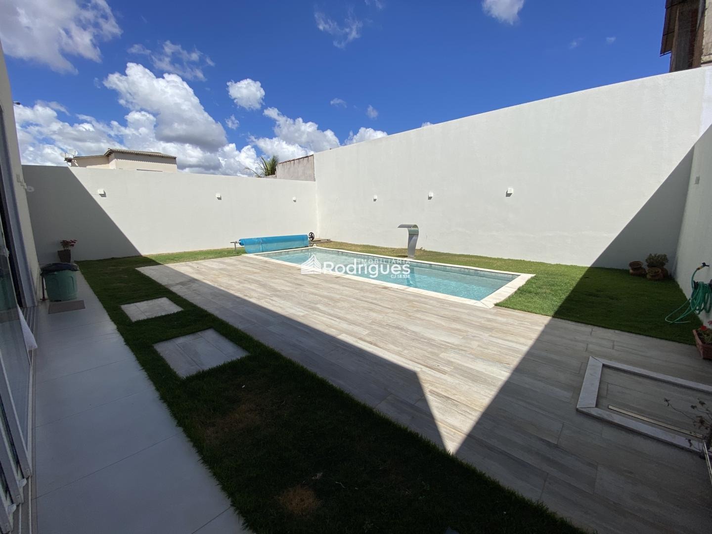 ARNIQUEIRAS SHA 04CASA ALTO PADRÃ 4 Quartos 4 suítes 1 máster com closet 500m²