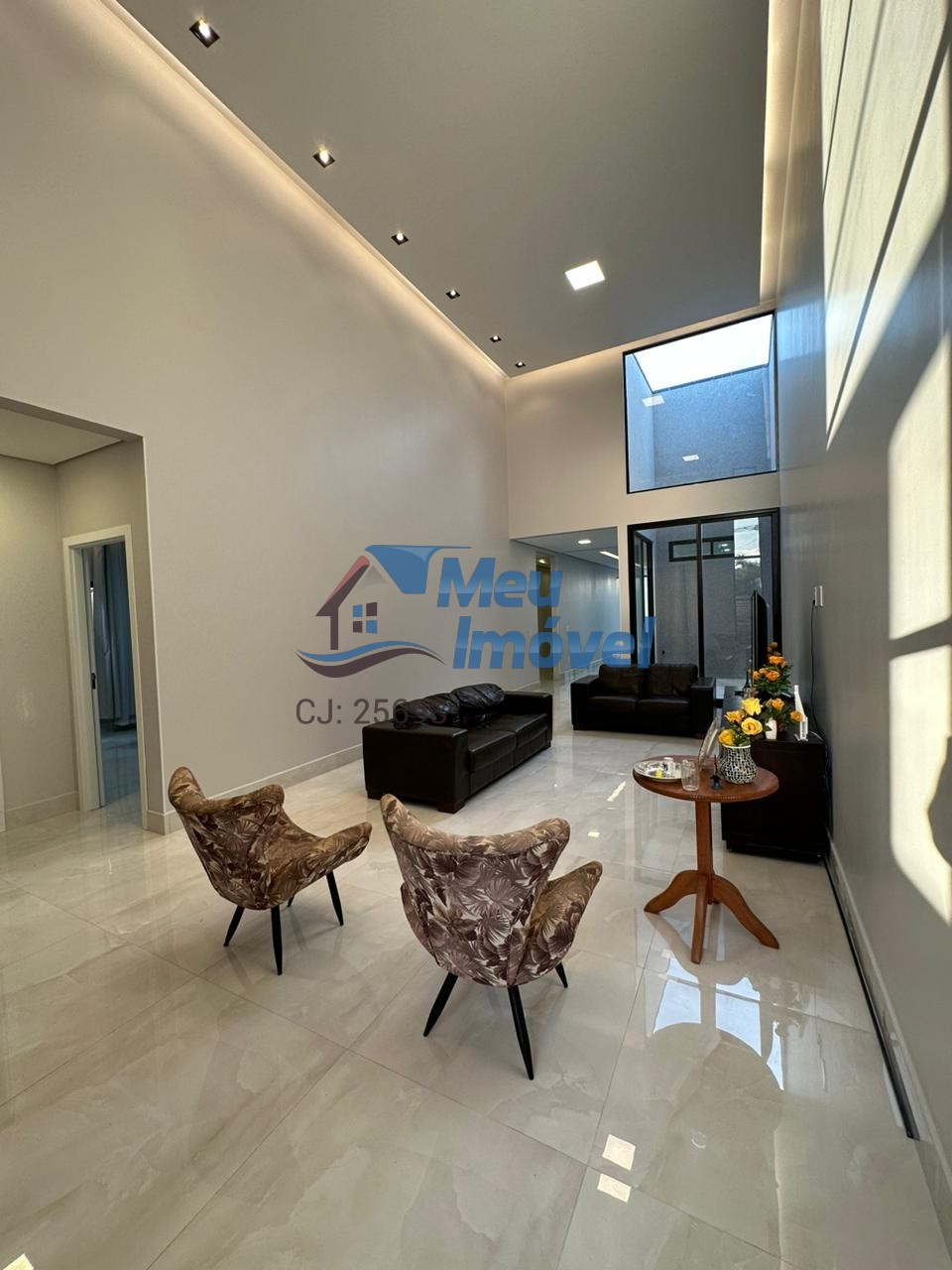 Casa, 4 quartos, 360 m² - Foto 1