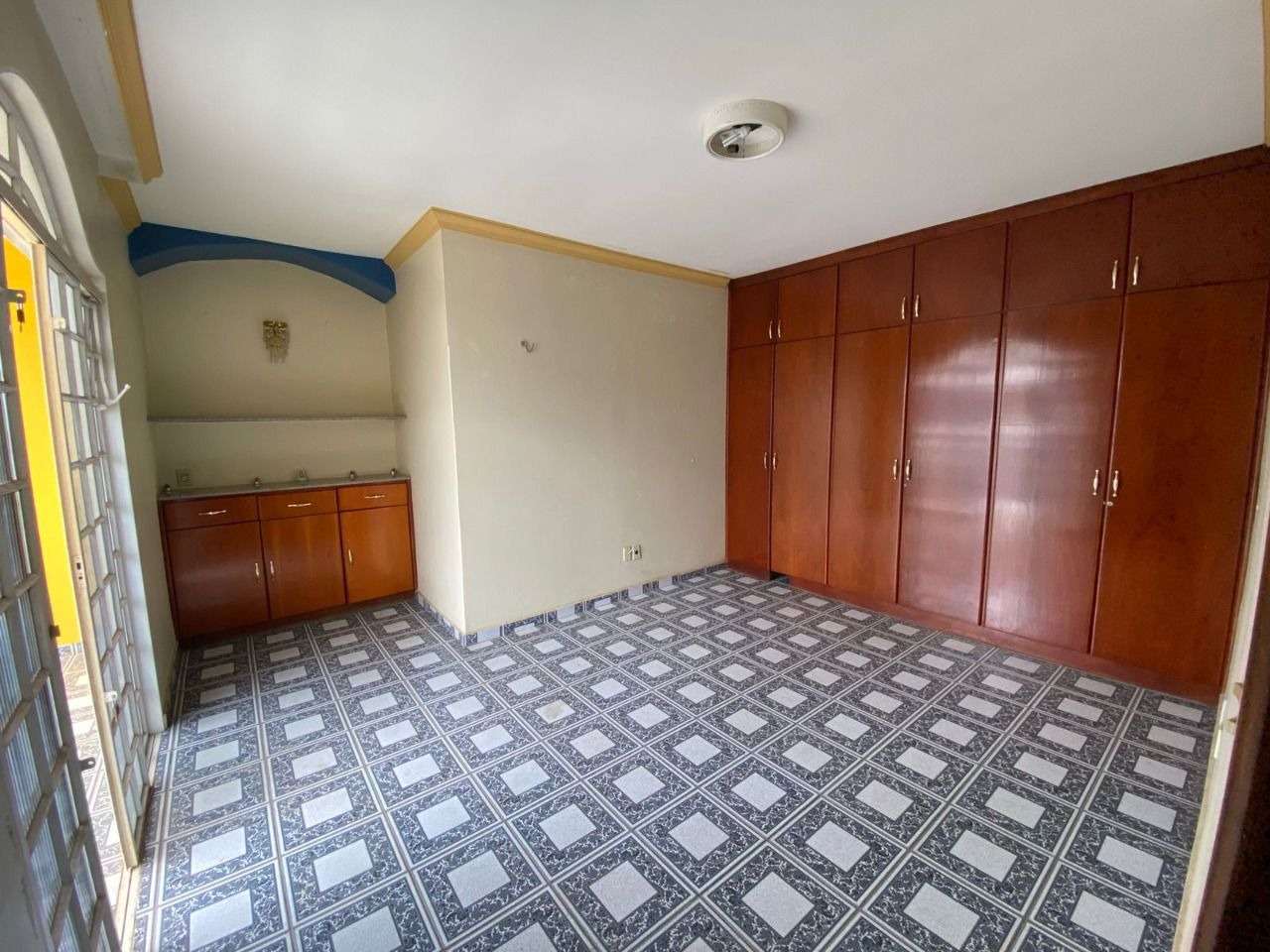 Qi 07 4 guará sobrado 3 quartos 2 suítes 3 vagas 280m² escri
