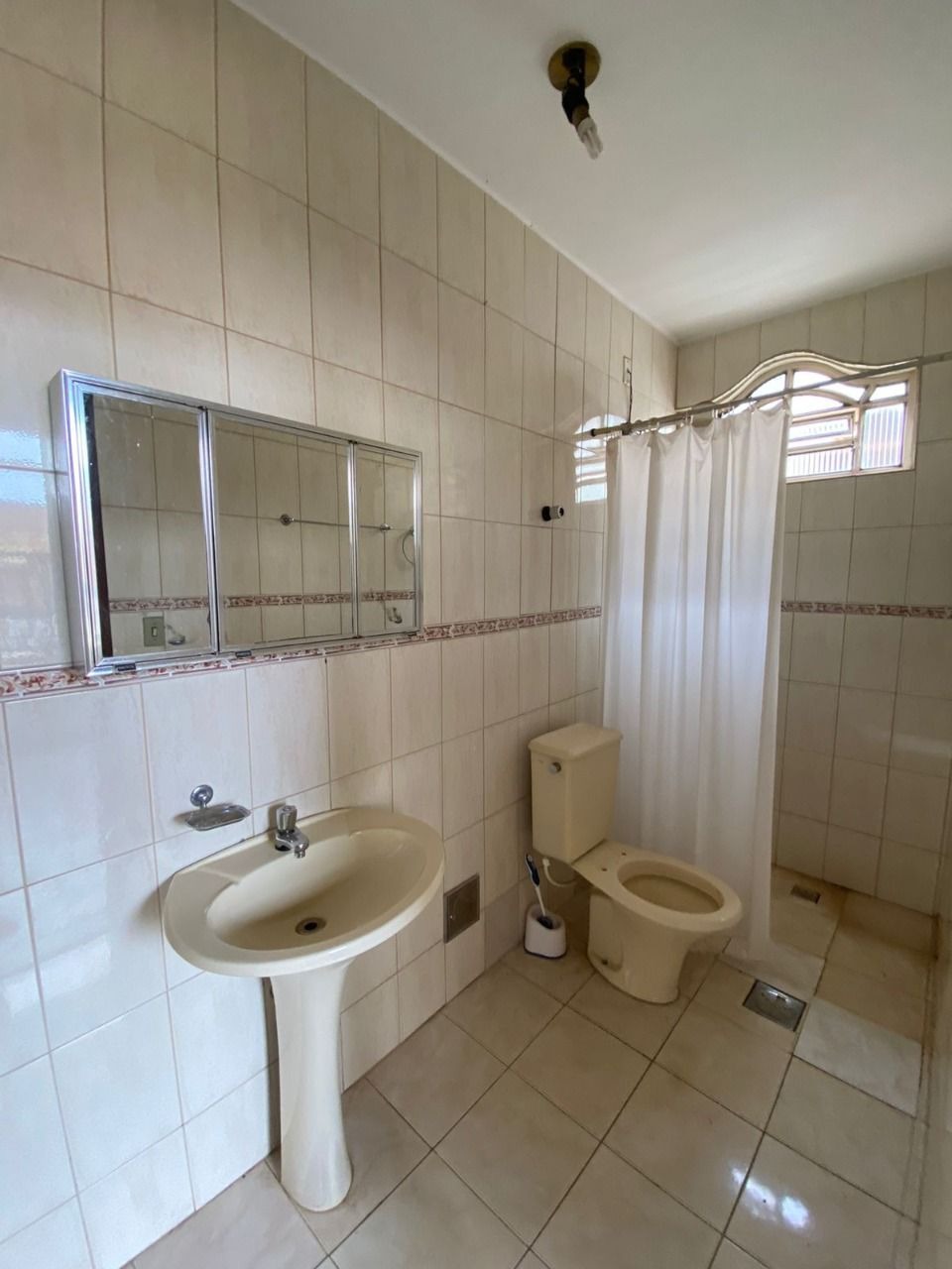 Qi 07 4 guará sobrado 3 quartos 2 suítes 3 vagas 280m² escri