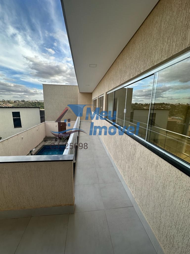 Arniqueiras Conjunto 4 Casa Sobrado 4 Quartos todos com suíte 1 closet Piscina