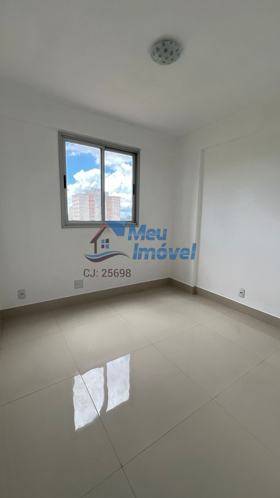 Qn 303 Samambaia Sul Res Avenida 2 Quartos 1 Vagas 51m² Armários Planejados
