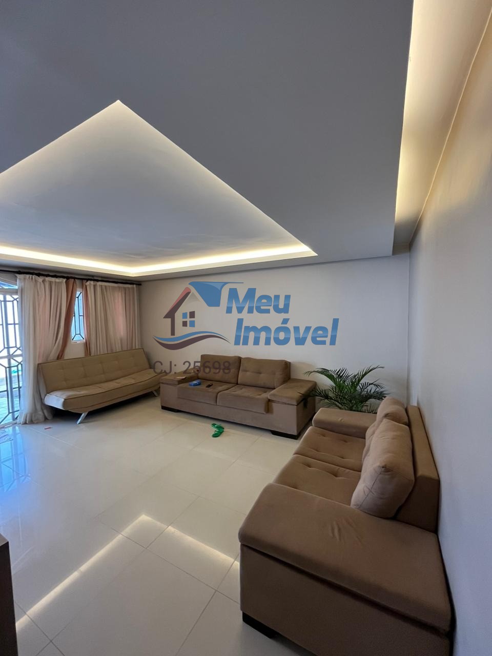 Qng 18 casa 3 quartos 1suíte armários 6 vaga 330m² laje ac f