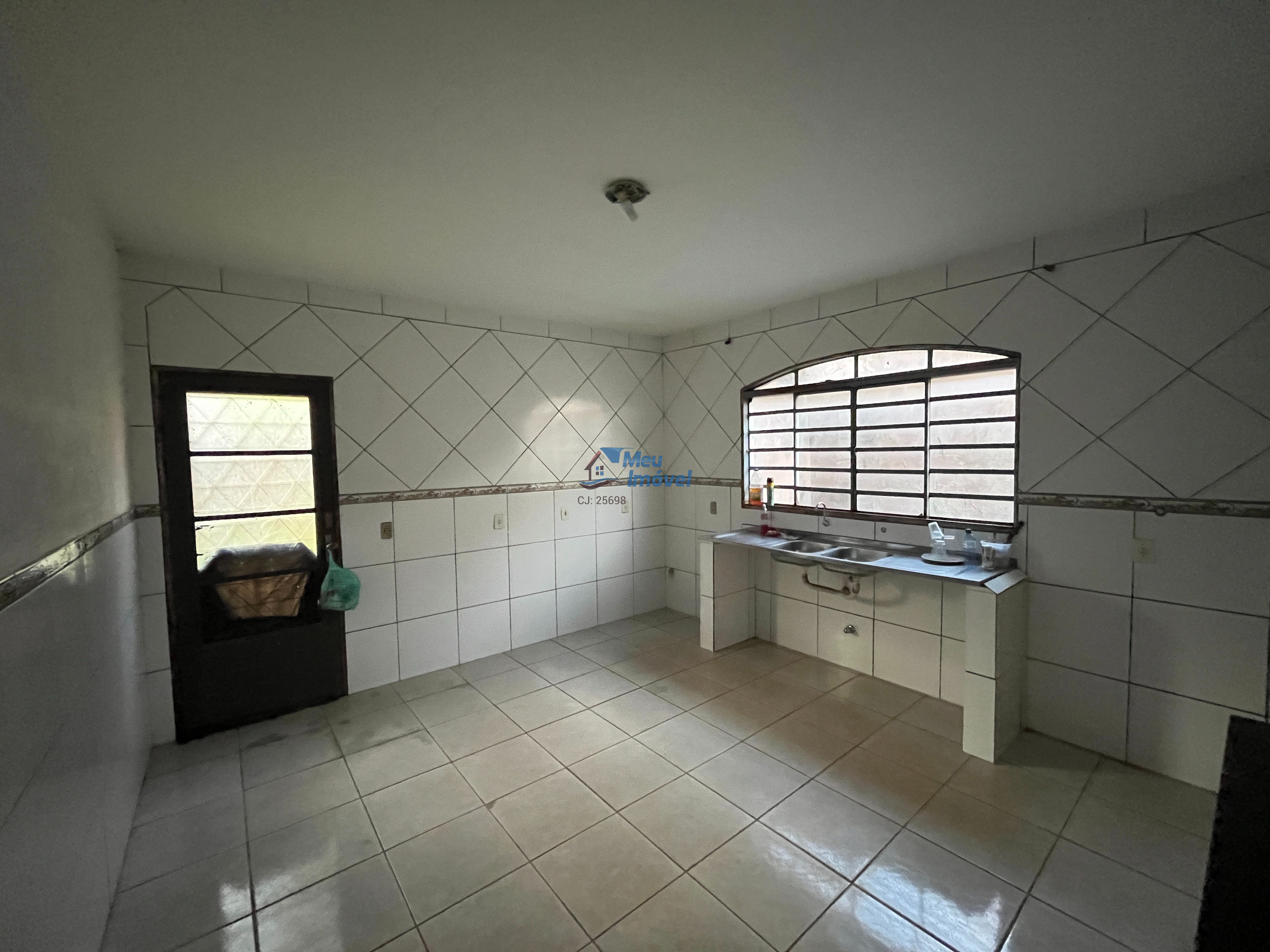 Conjunto 4 arniqueiras residencial park das veredas 6 quarto
