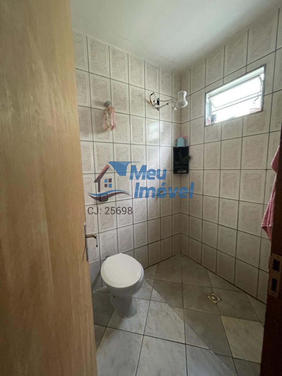 Qr 308 samambaia sul casa 3 quartos 1 suítes 2 vagas 120 750