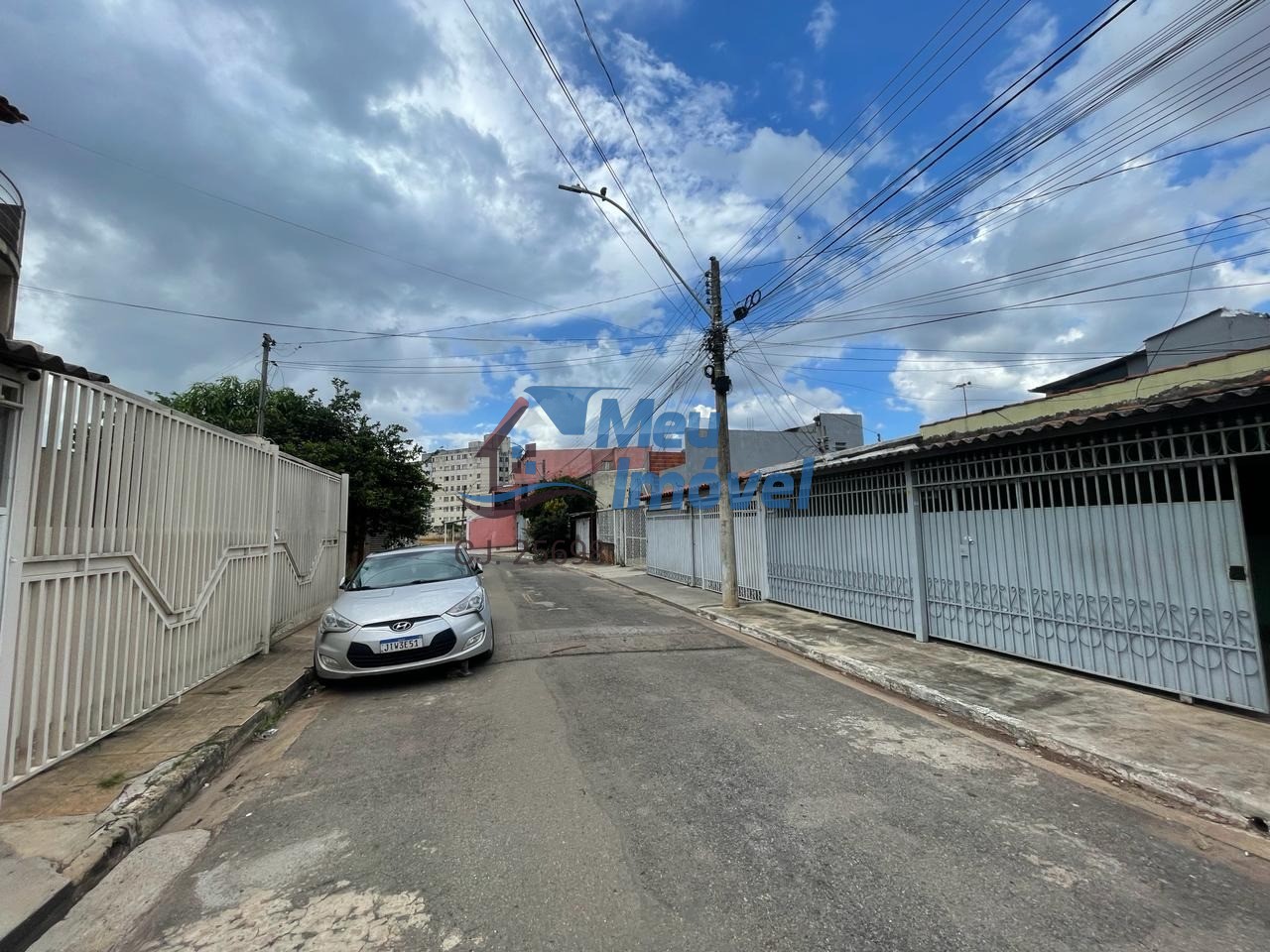 QR 308 SAMAMBAIA SUL CASA 3 Quartos 1 Suítes 2 Vagas 120 750m² NA LAJE