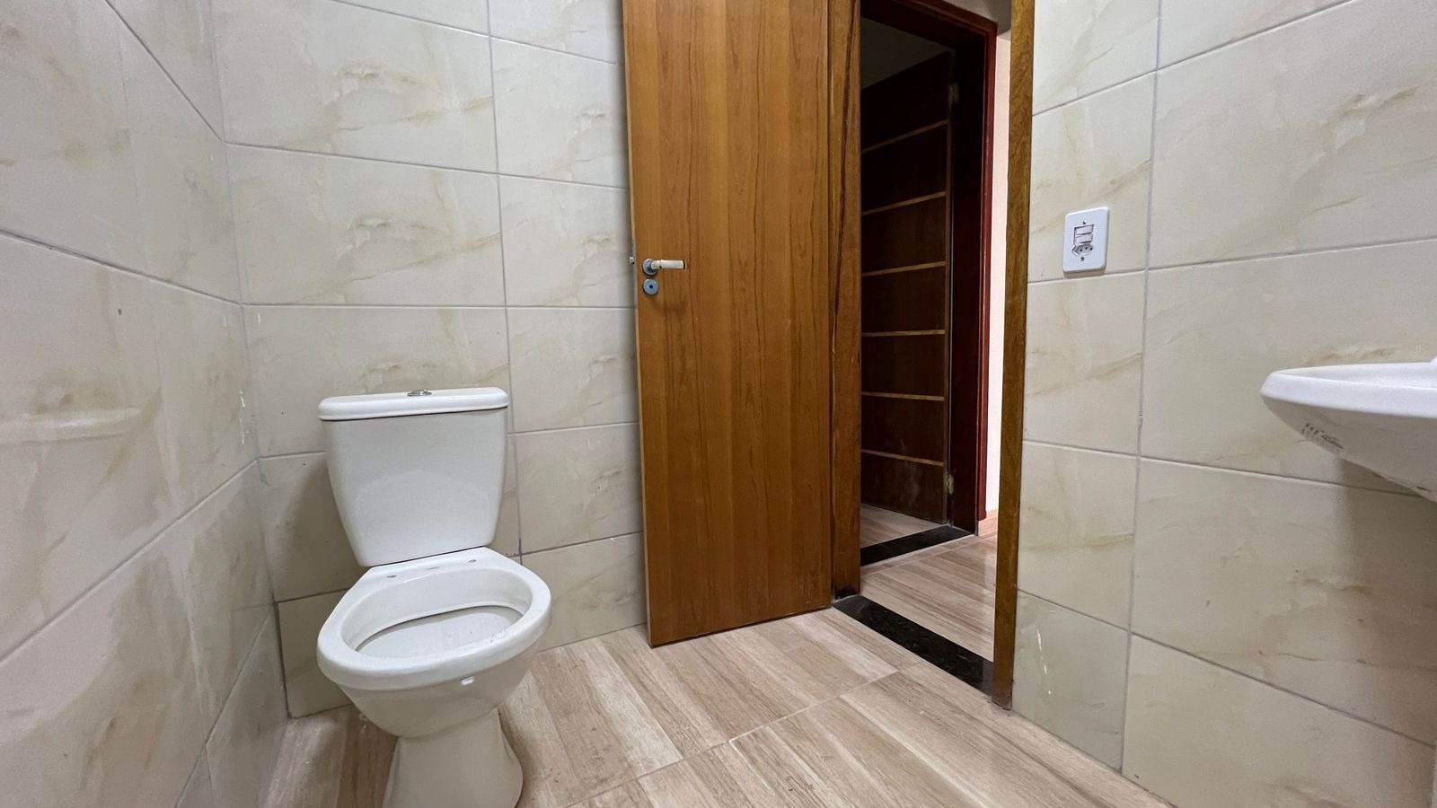 QD 205 Recanto das Emas Casa 3 Quartos 1 Suíte 2 Vagas 140m² Área de Serviço