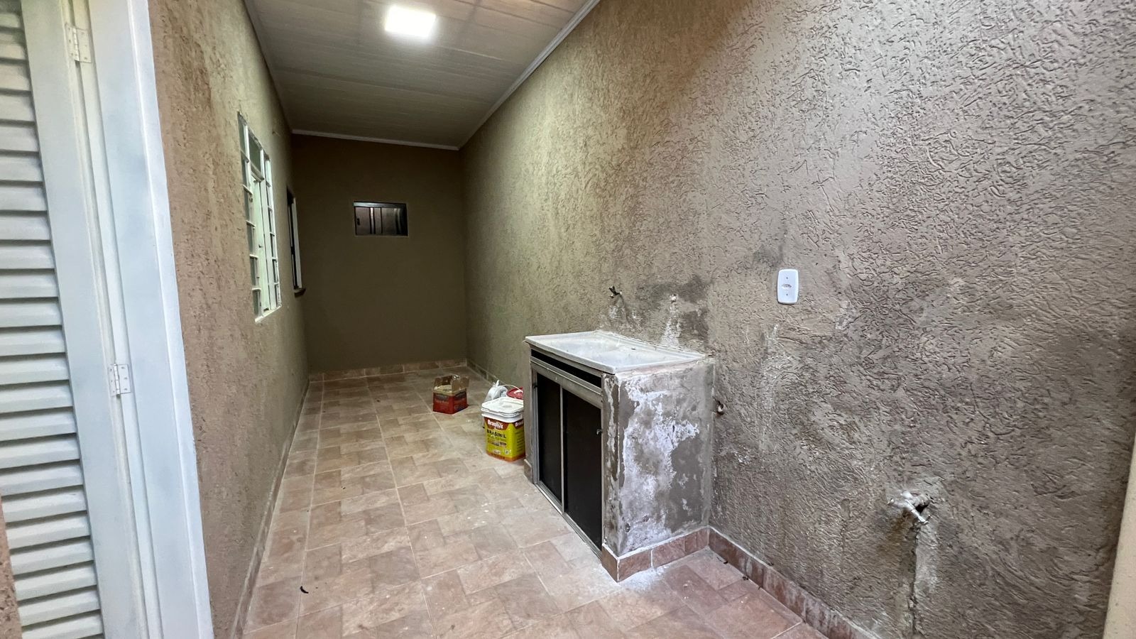 QD 205 Recanto das Emas Casa 3 Quartos 1 Suíte 2 Vagas 140m² Área de Serviço