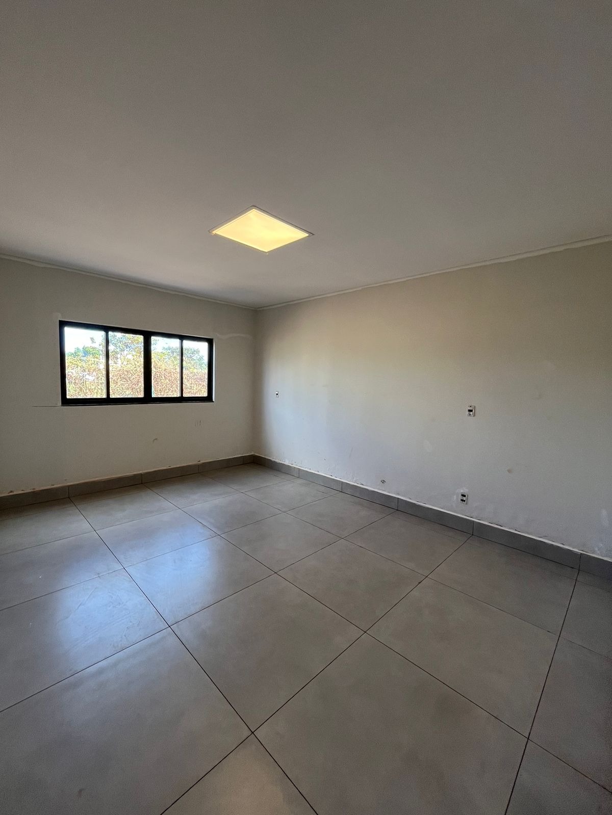 Jardim botânico cond boulevard ágio casa 3 suítes closet 4 v