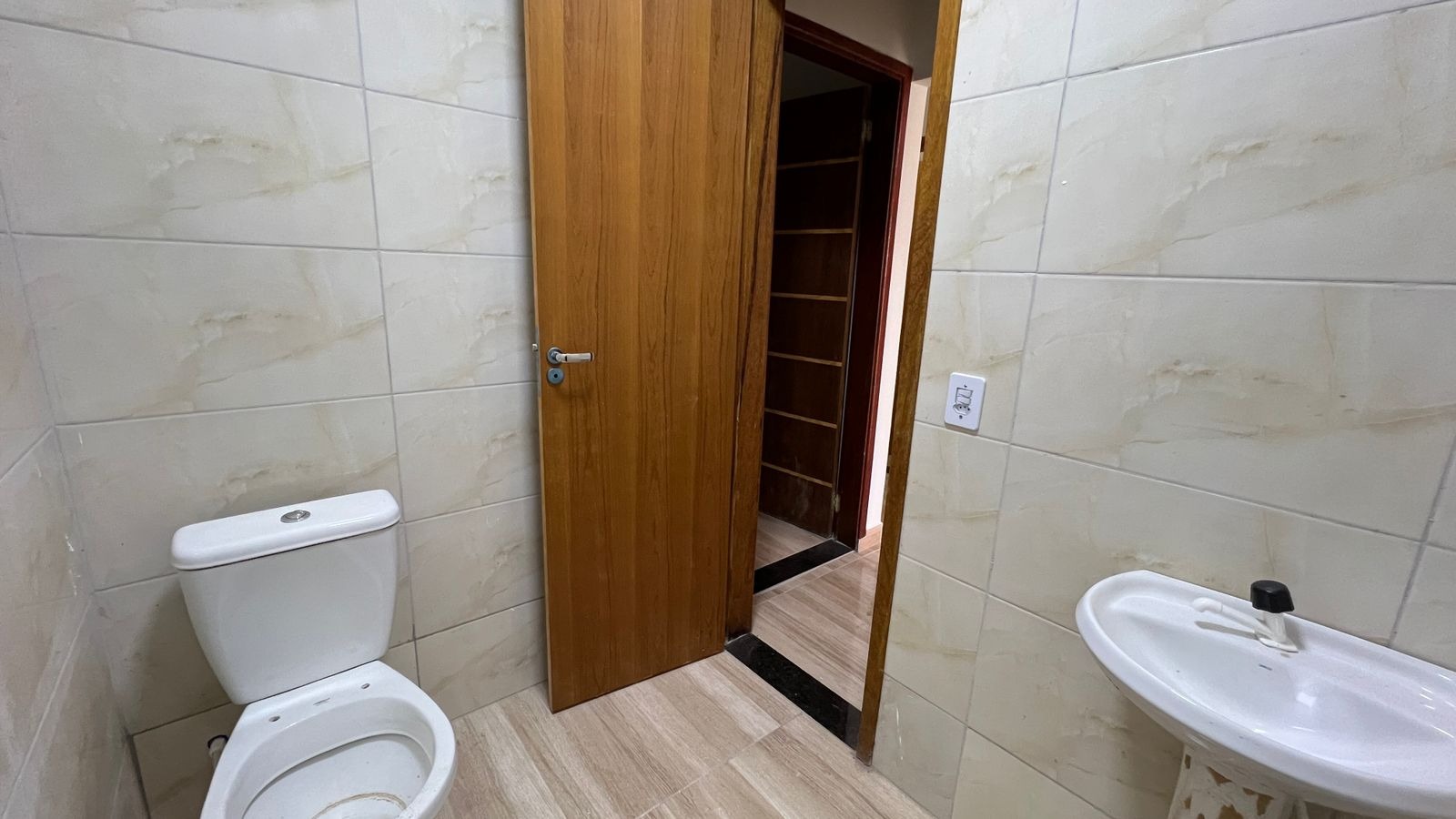 QD 205 Recanto das Emas Casa 3 Quartos 1 Suíte 2 Vagas 140m² Área de Serviço