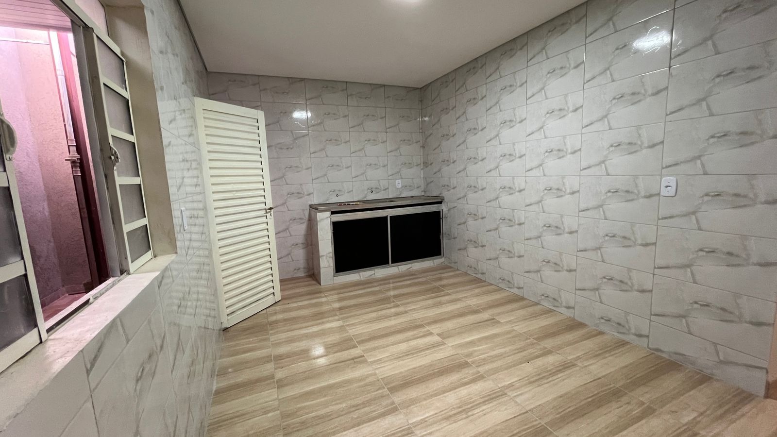 QD 205 Recanto das Emas Casa 3 Quartos 1 Suíte 2 Vagas 140m² Área de Serviço