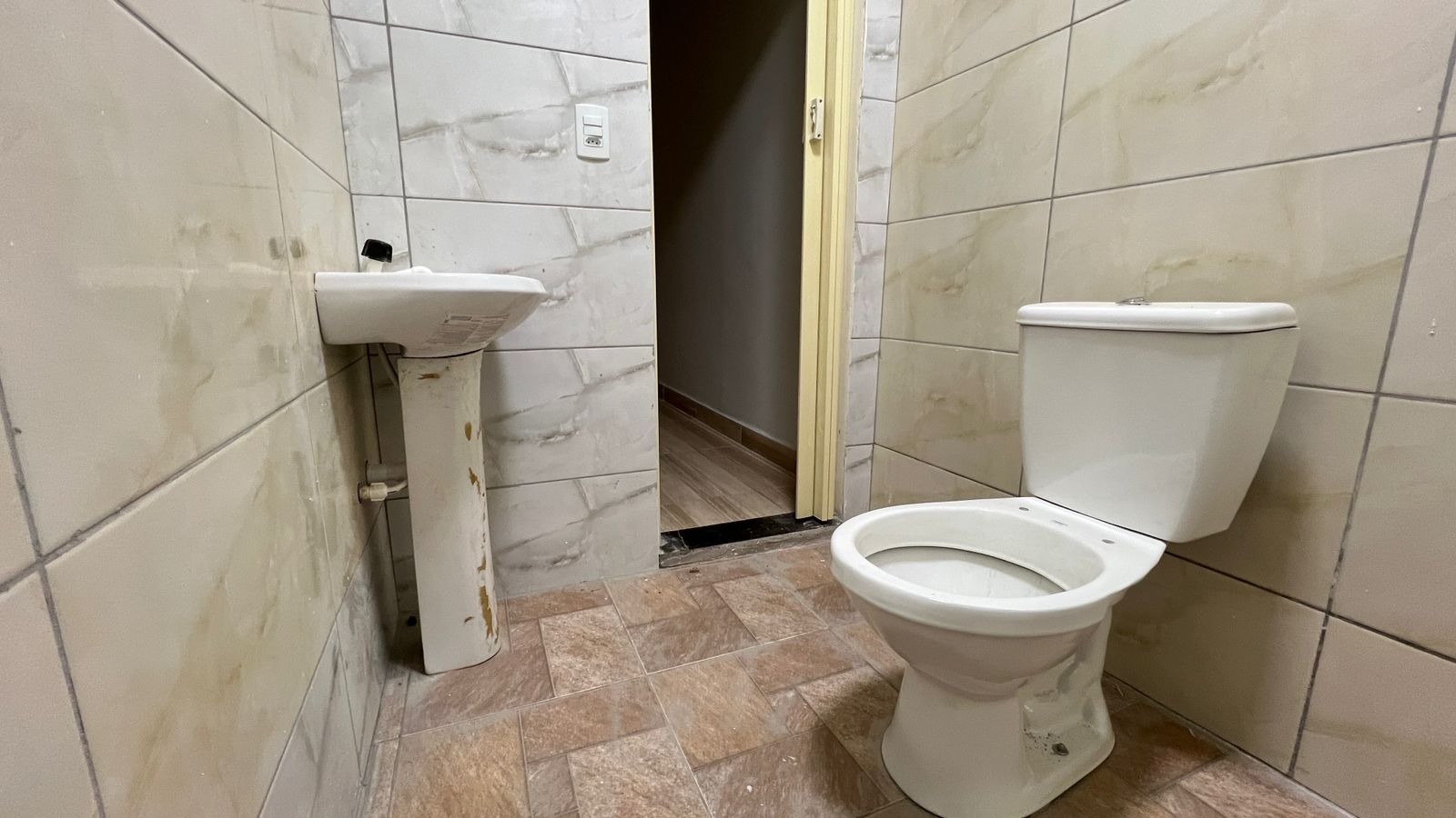 QD 205 Recanto das Emas Casa 3 Quartos 1 Suíte 2 Vagas 140m² Área de Serviço