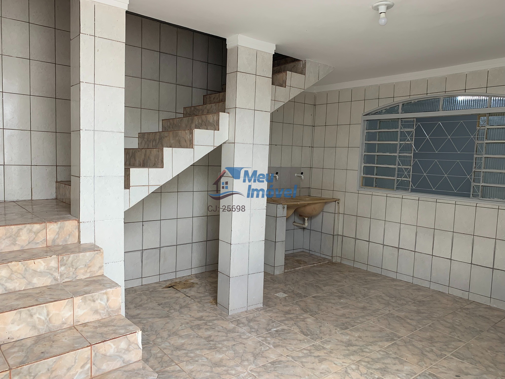 Qnl 15 bl f taguatinga casa 5 quartos 2 suíte 2 vagas 2 anda
