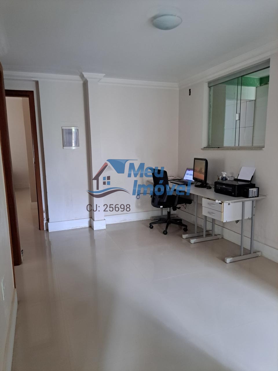 Chácara 102 Arniqueiras Cond Vitória 4 Quartos 3 Suítes 5 Vagas 284m² Quintal