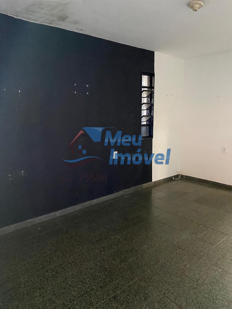 Qr 508 samambaia sul casa 2 quartos 2 vagas 150m² área de se