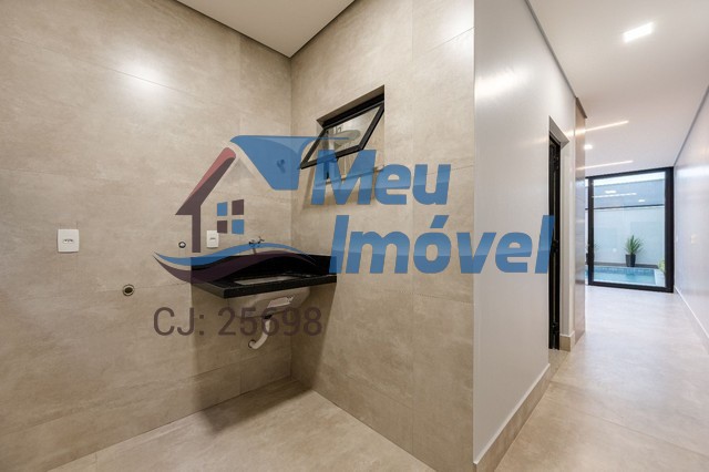 Rua 06 Vicente Pires Casa 4 Suítes 2 Vagas Piscina Sauna 350 m² Ac Permuta
