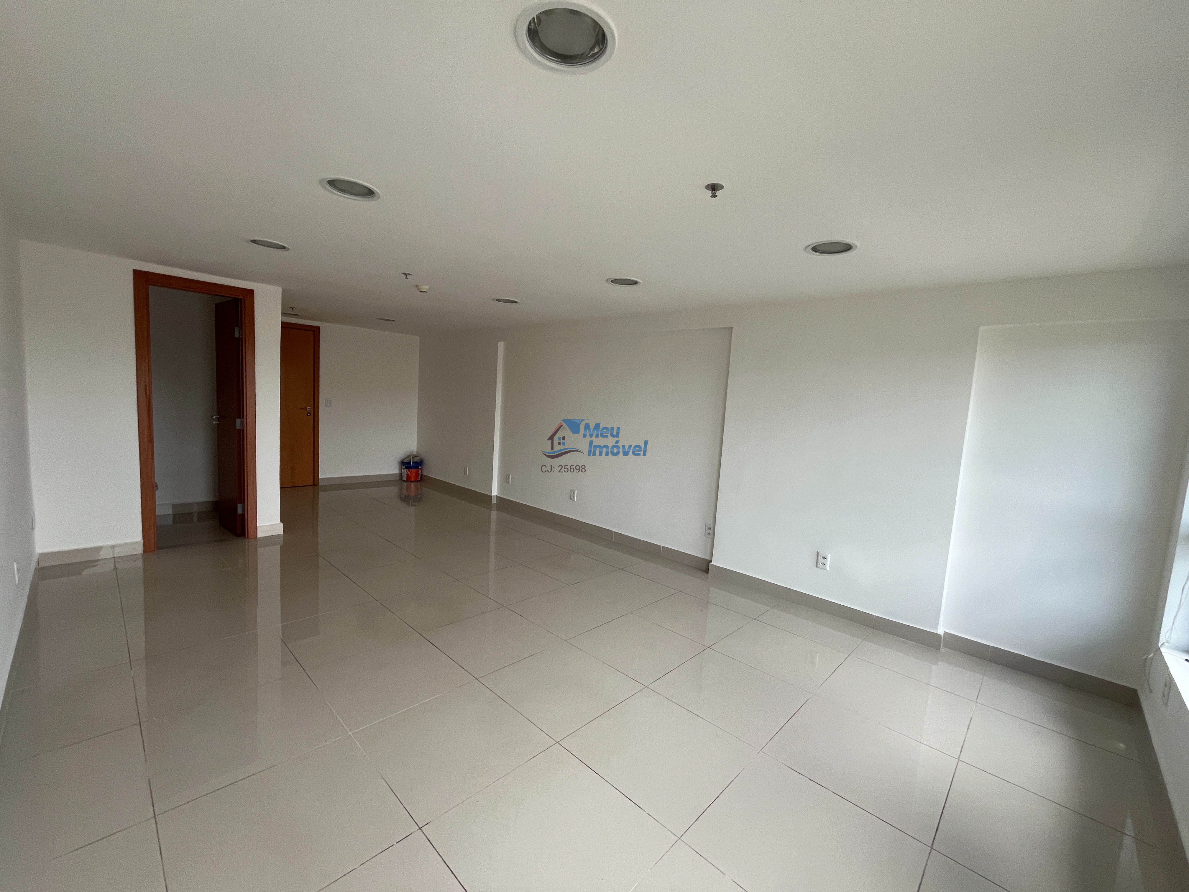 Shn quadra 2 executive office tower 2 salas comerciais 64,48