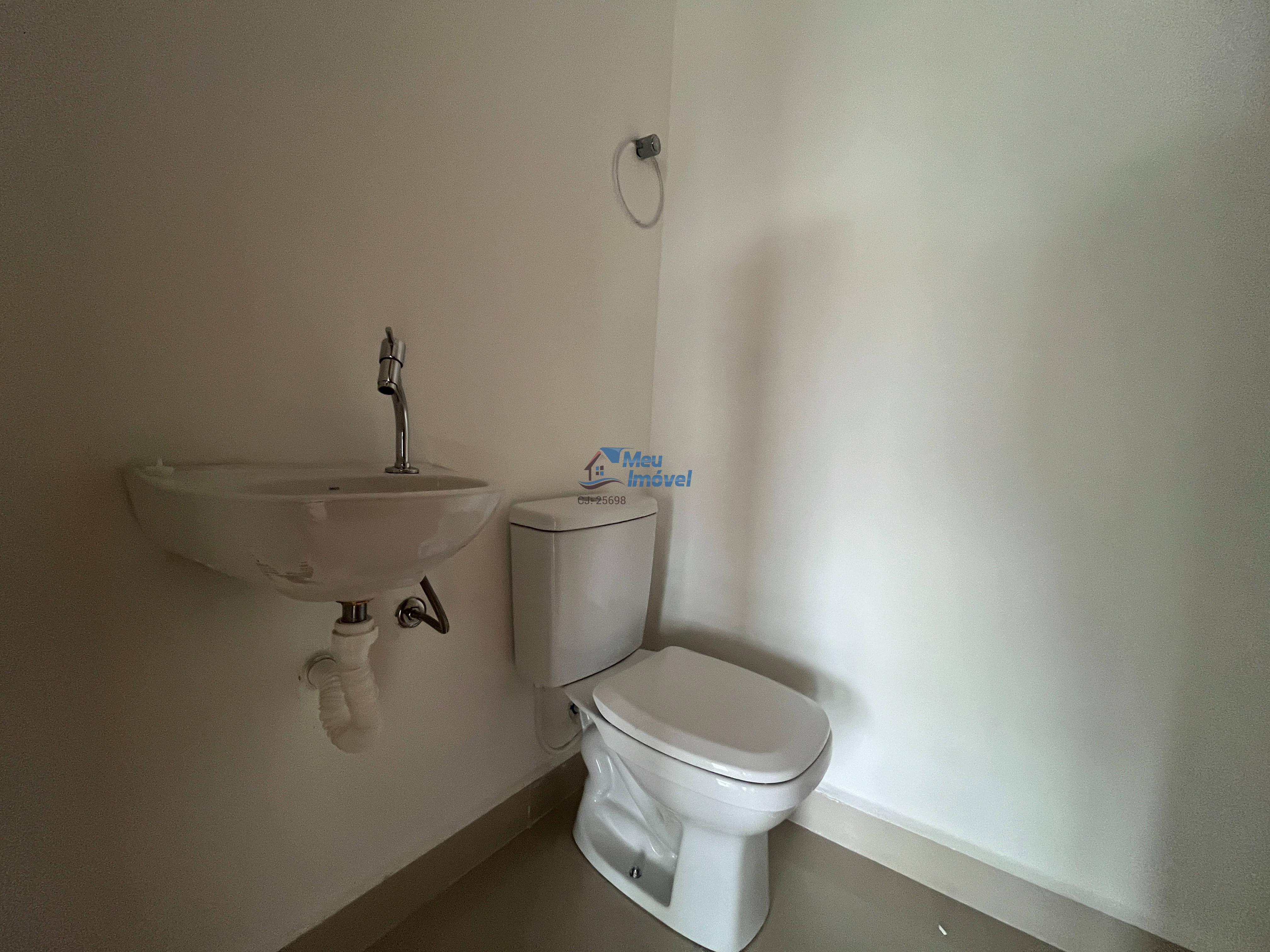 Shn quadra 2 executive office tower 2 salas comerciais 64,48