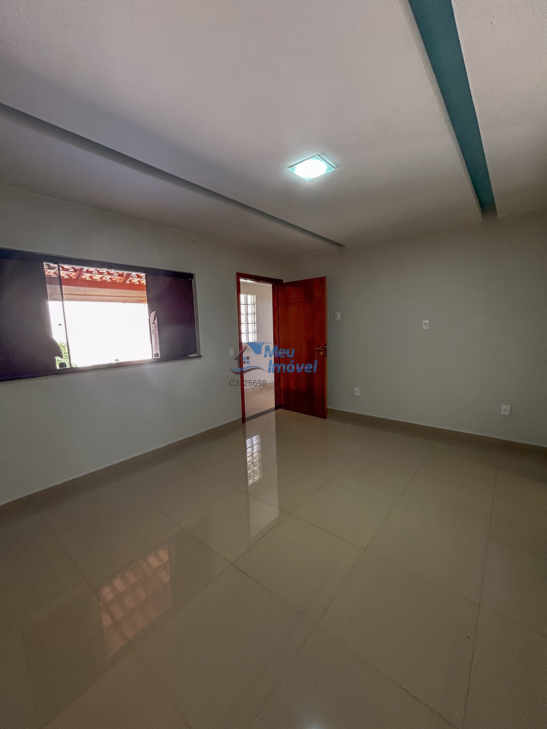 Quadra 2 Conj 1 Vicente Pires Casa 4 Quartos 3 Suítes 4 Vagas 360m² Despensa