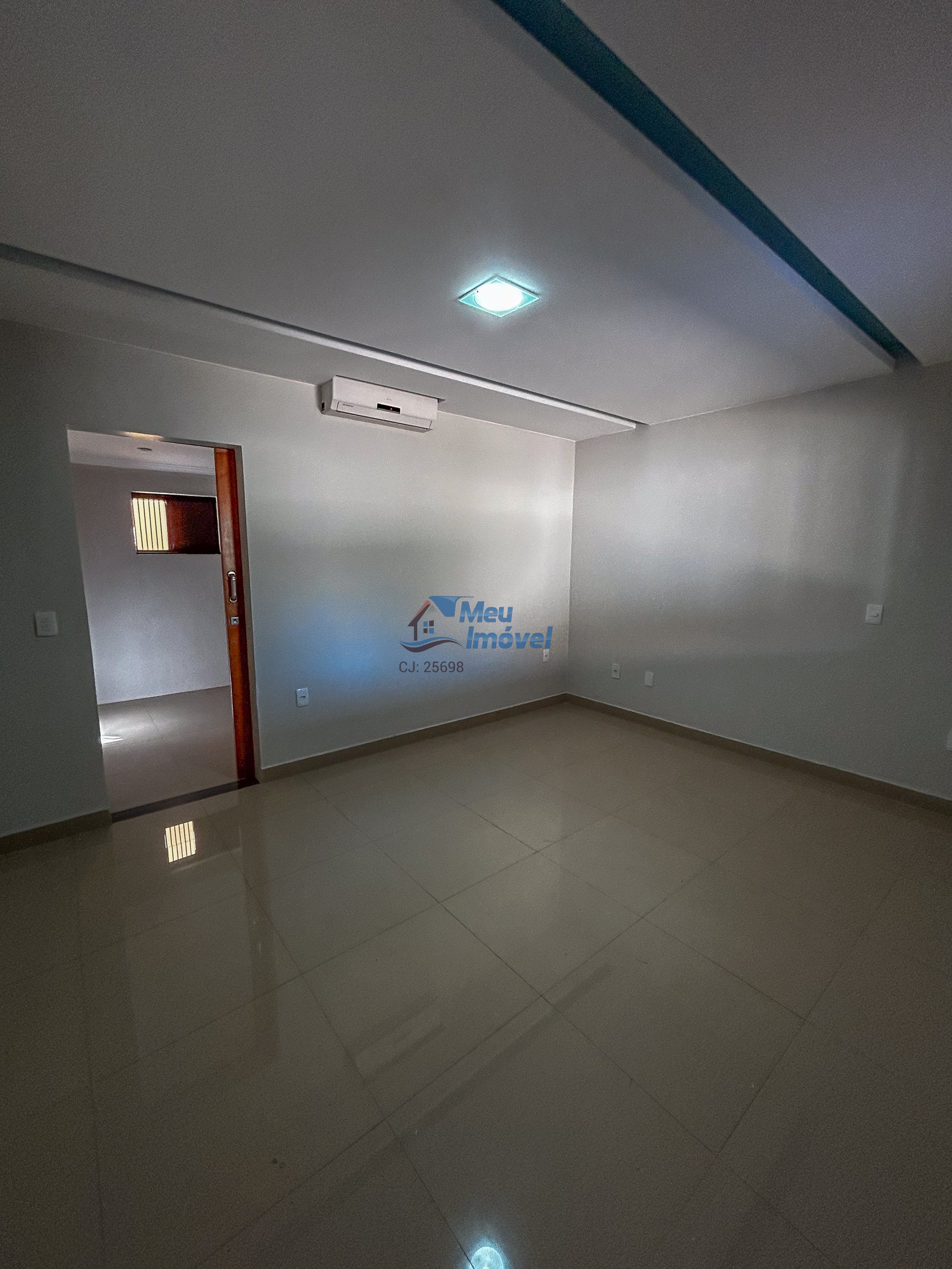 Quadra 2 Conj 1 Vicente Pires Casa 4 Quartos 3 Suítes 4 Vagas 360m² Despensa