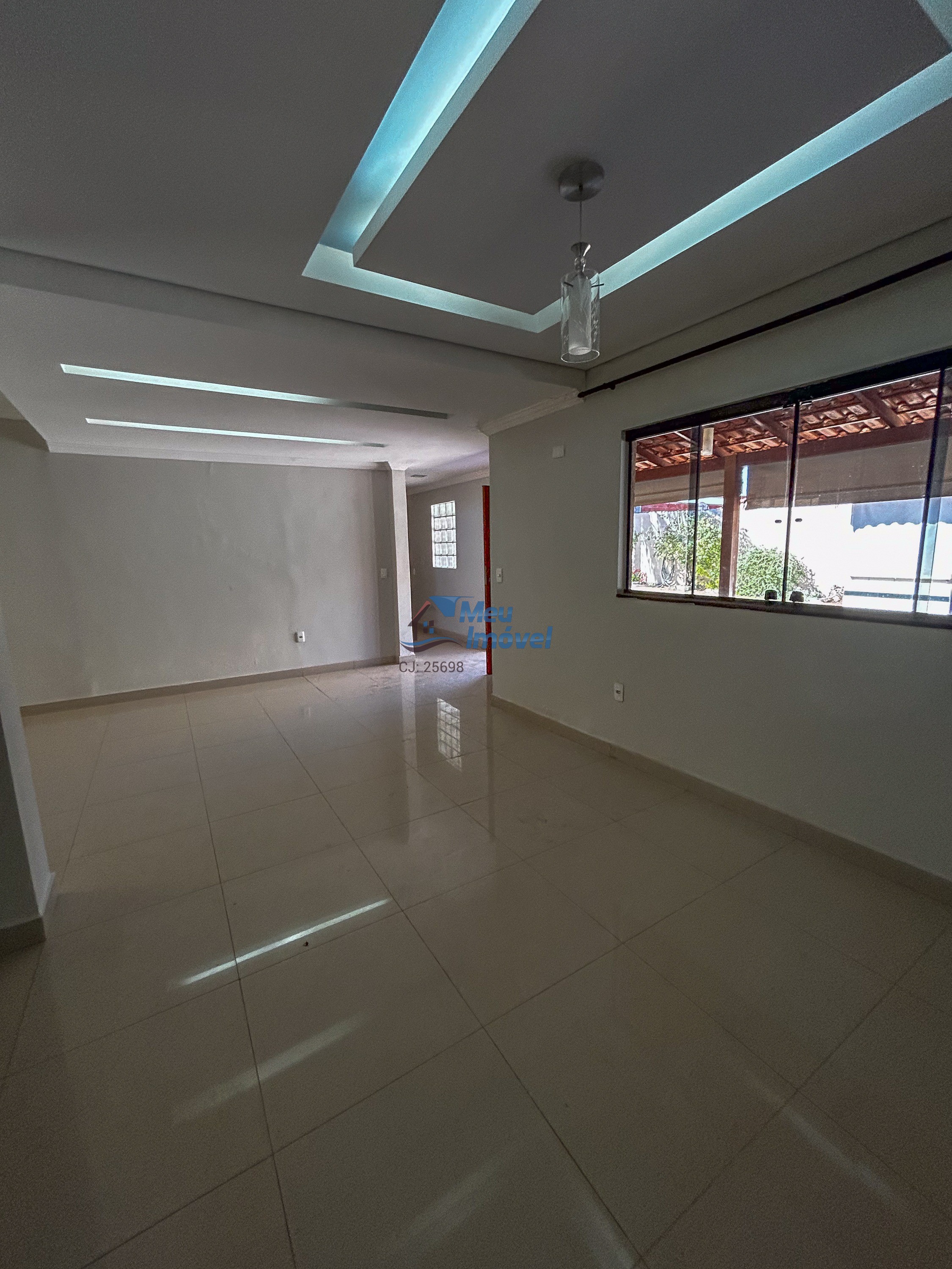 Quadra 2 Conj 1 Vicente Pires Casa 4 Quartos 3 Suítes 4 Vagas 360m² Despensa
