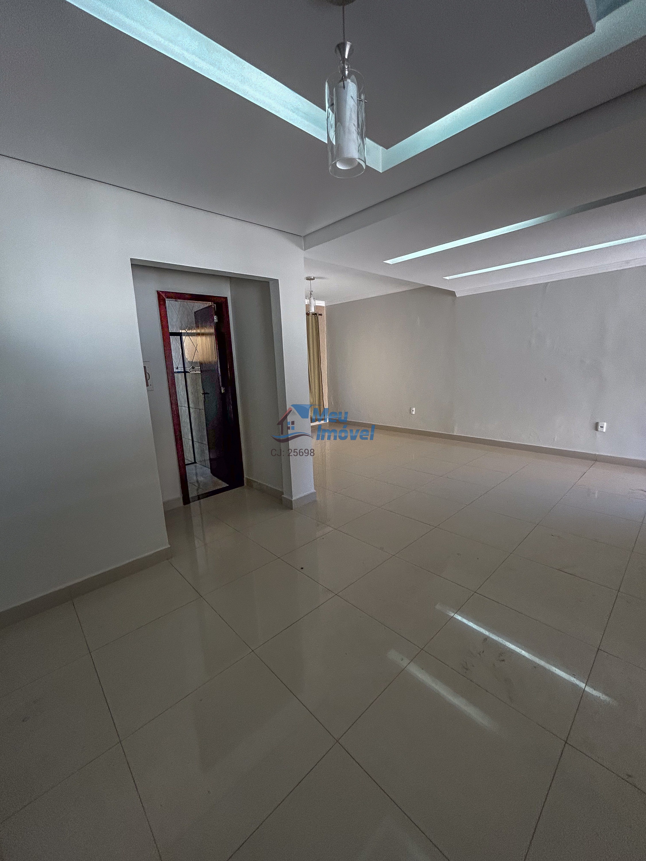 Quadra 2 Conj 1 Vicente Pires Casa 4 Quartos 3 Suítes 4 Vagas 360m² Despensa