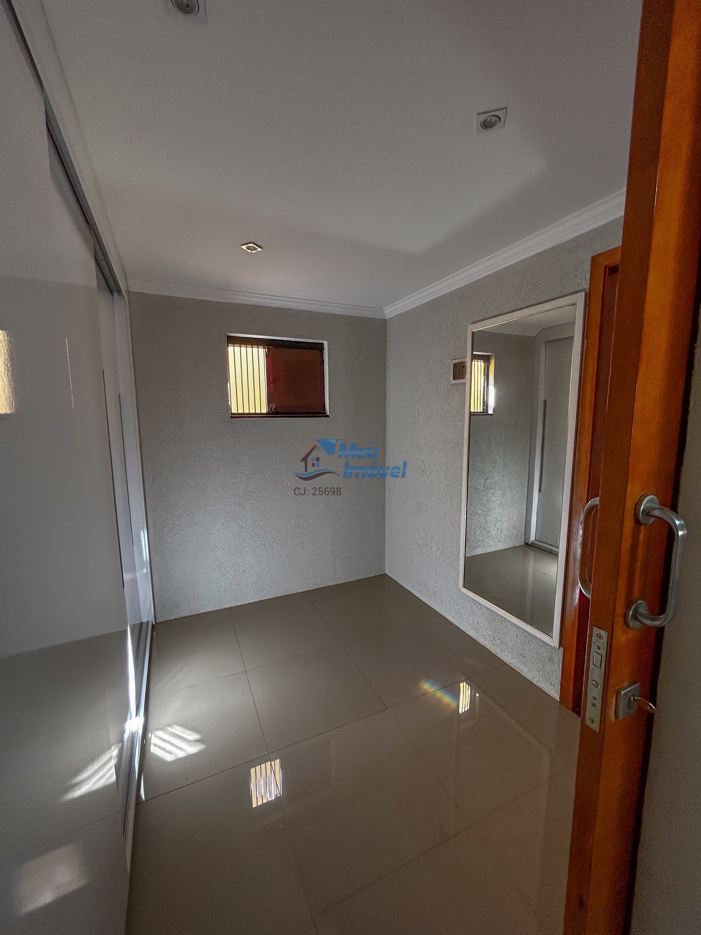 Quadra 2 Conj 1 Vicente Pires Casa 4 Quartos 3 Suítes 4 Vagas 360m² Despensa
