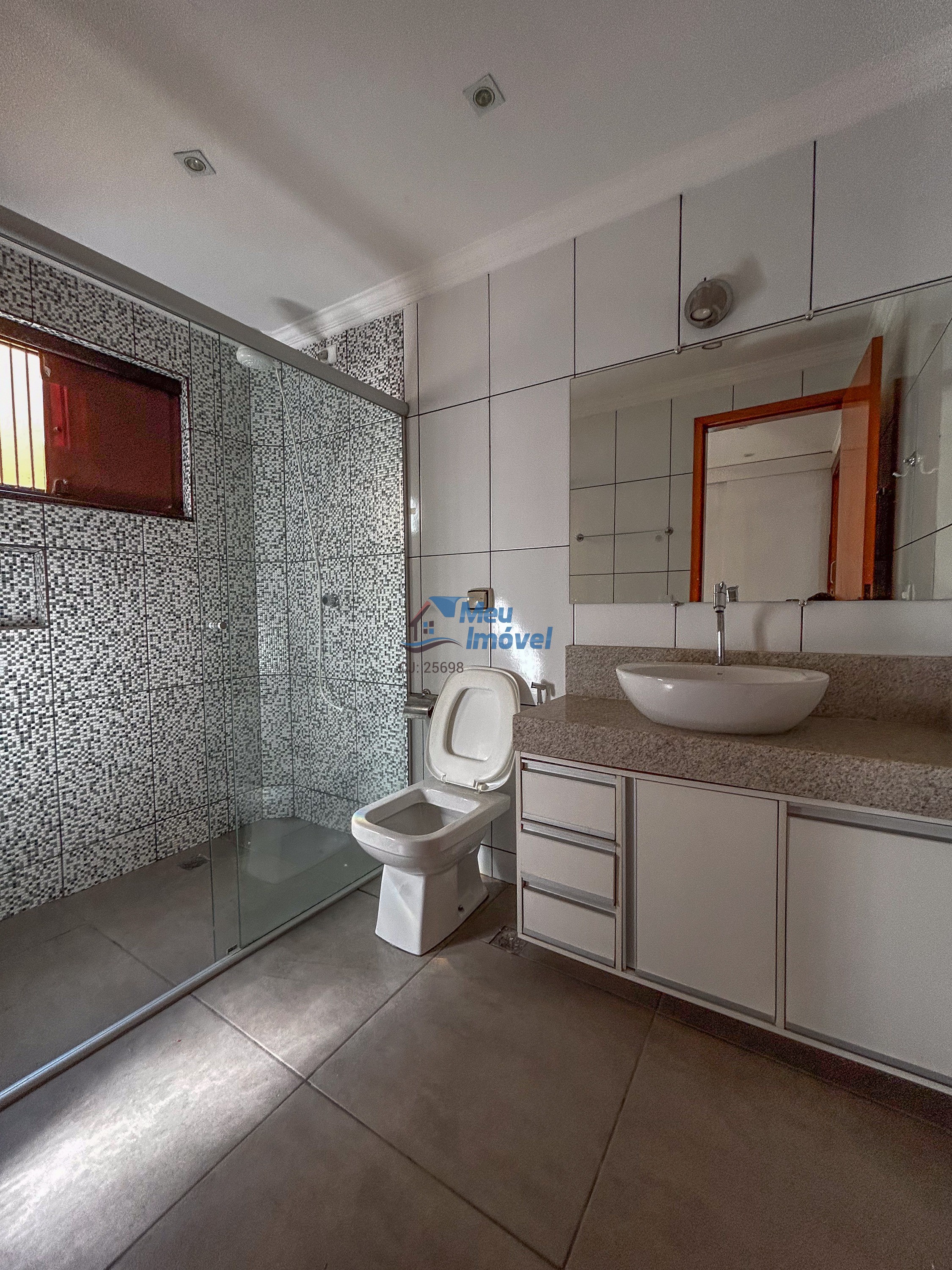 Quadra 2 Conj 1 Vicente Pires Casa 4 Quartos 3 Suítes 4 Vagas 360m² Despensa