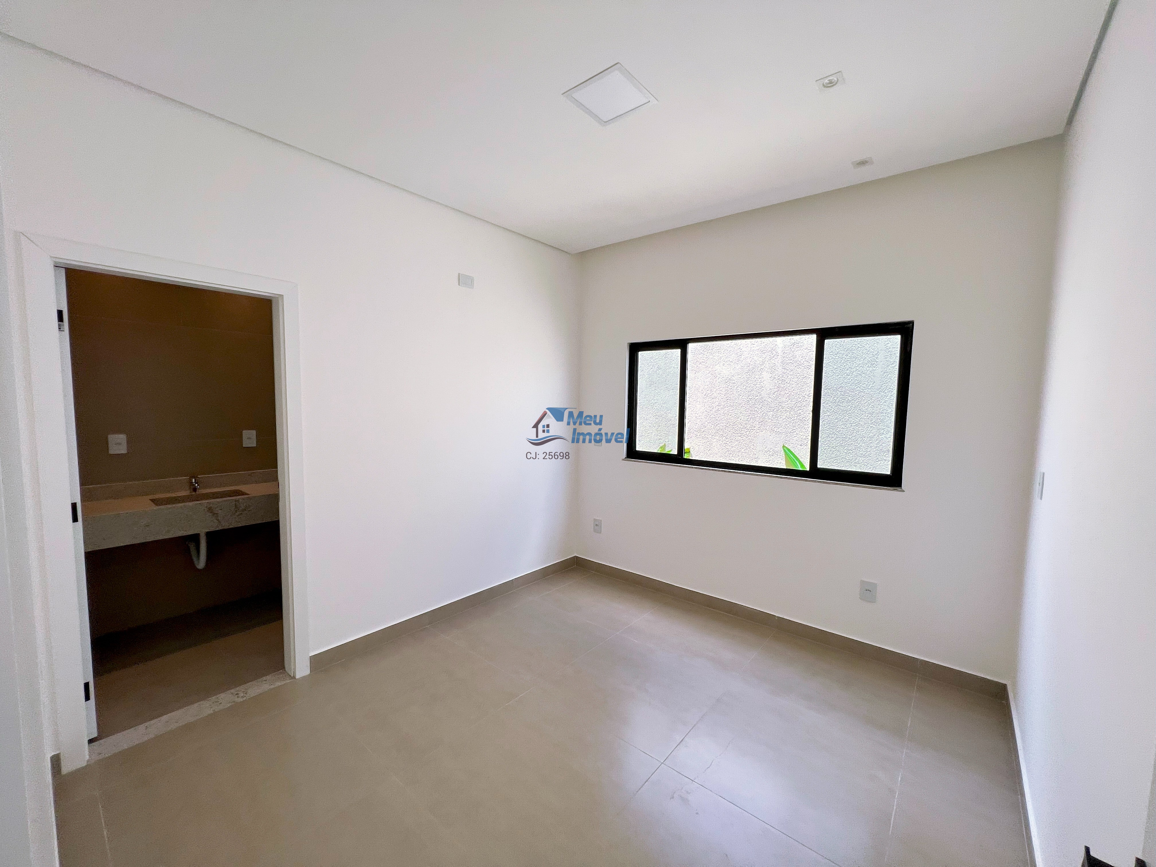 Quadra 7 aldeia iii luziânia casa 4 quartos 2 suítes 2 vagas