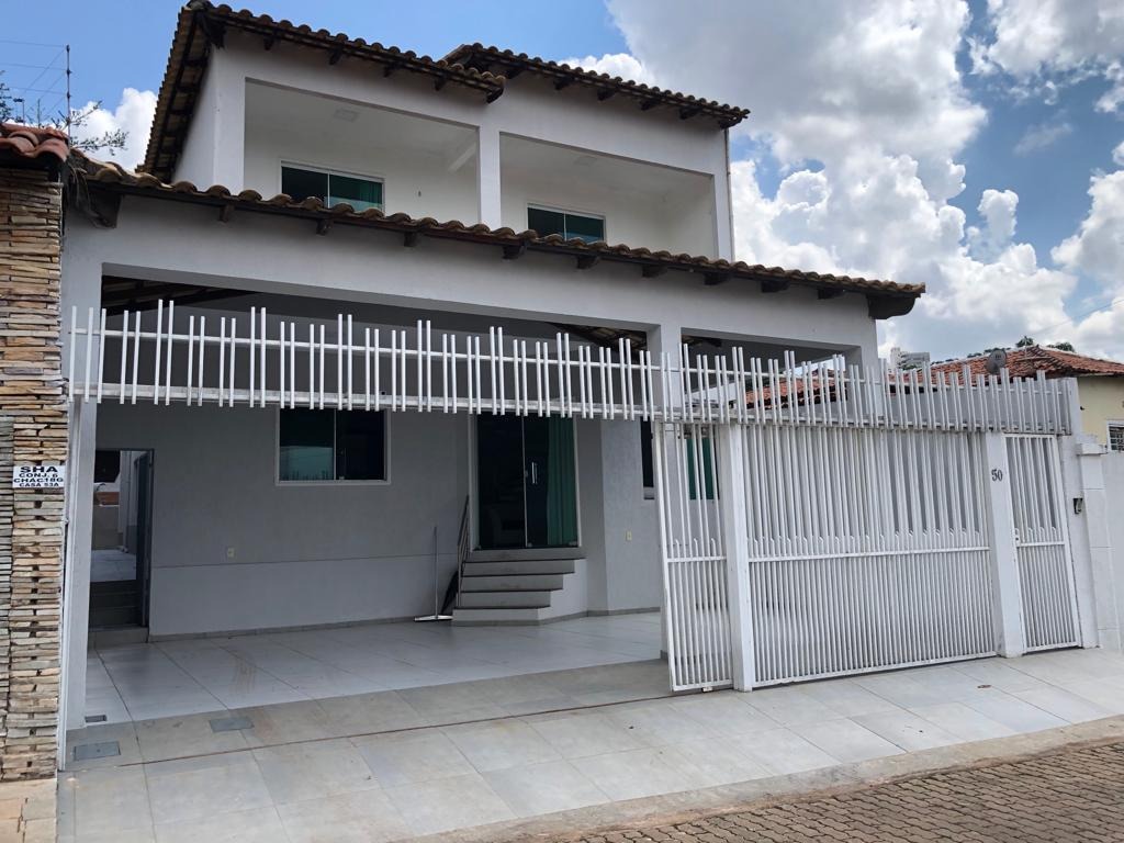 SHA conj 06 Sobrado 4 quartos 4 suítes 400m² 3 vagas Lazer