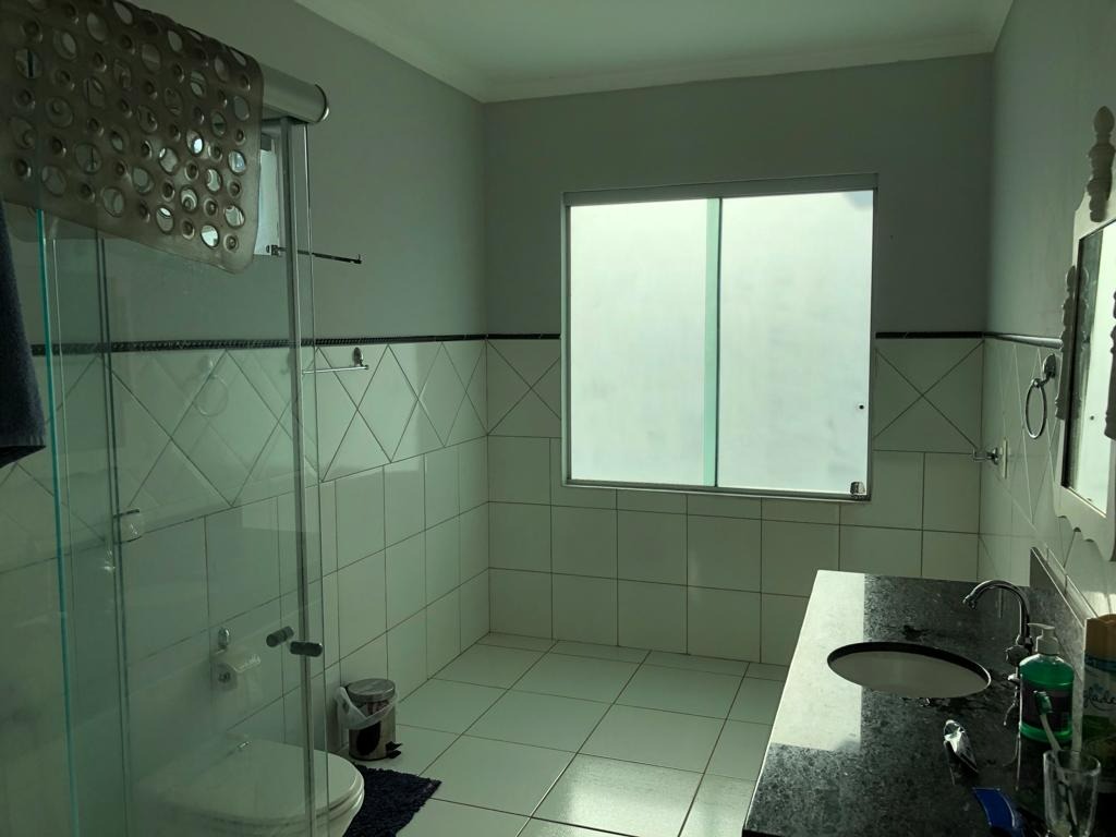 SHA conj 06 Sobrado 4 quartos 4 suítes 400m² 3 vagas Lazer