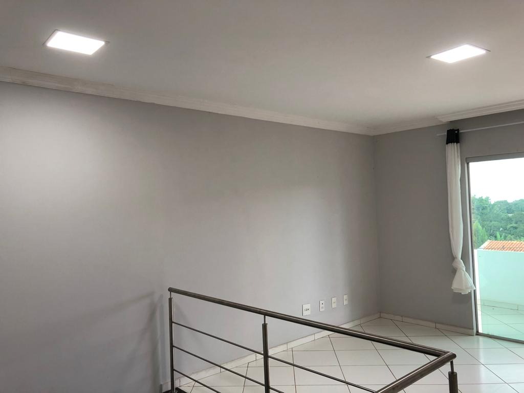 SHA conj 06 Sobrado 4 quartos 4 suítes 400m² 3 vagas Lazer