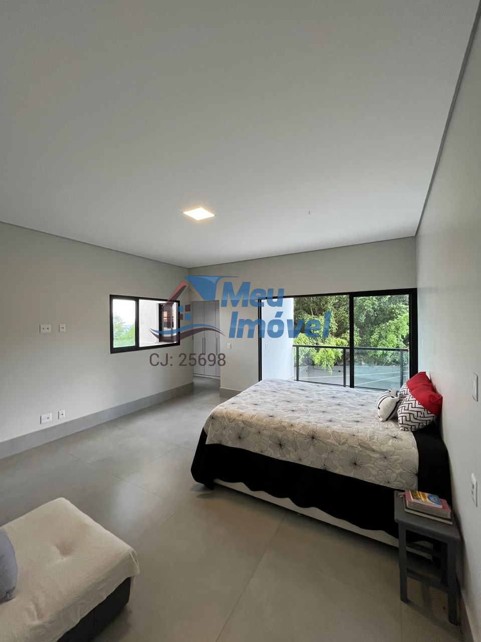ARNIQUEIRAS CONJ 4 Casa Super Modern 3 suítes 1 Closet 720m² 5 vagas Escritório