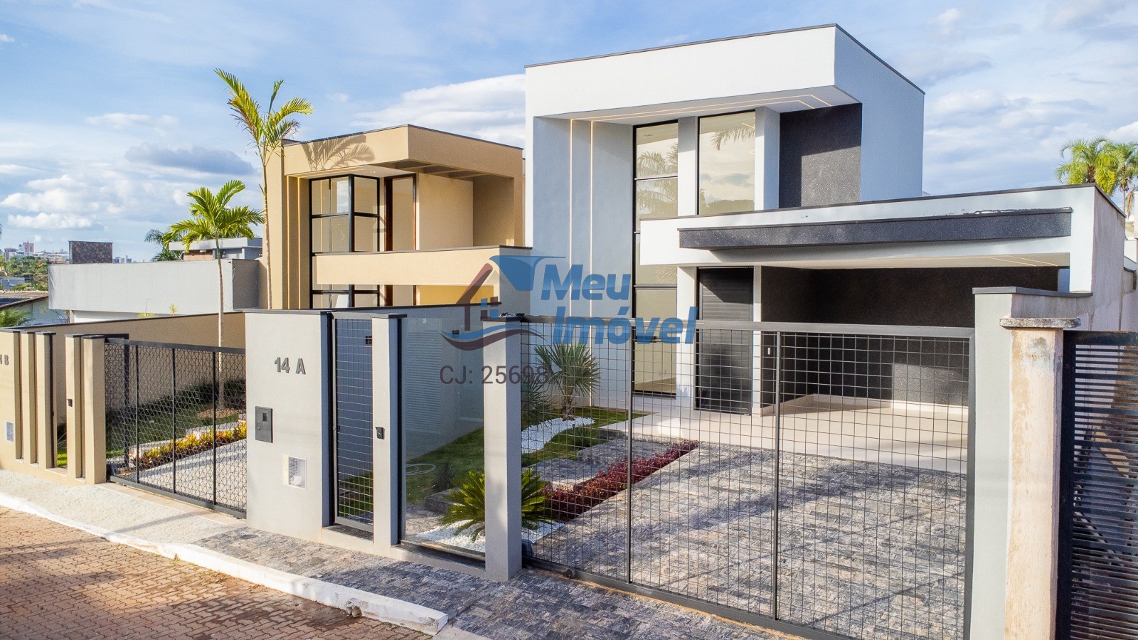 Arniqueiras Casa Alto Padrão 4 Quartos suíte 400m² 4 vaga Armários planejados