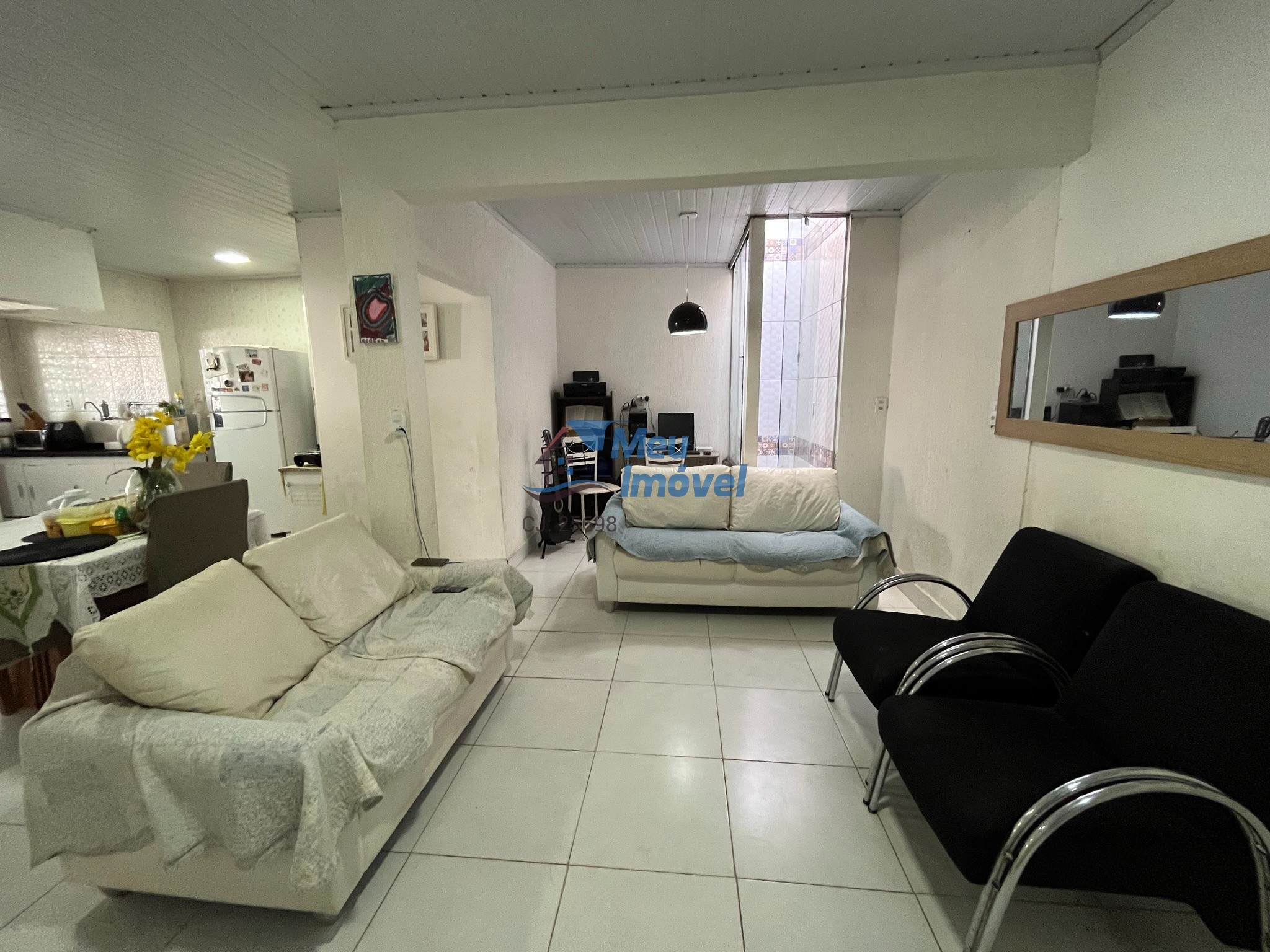 Qr 2 candangolândia casa 2 quartos lote 128m² 2 suites 3 vag